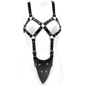 LEATHER BODY – CORPO EXPOSTO