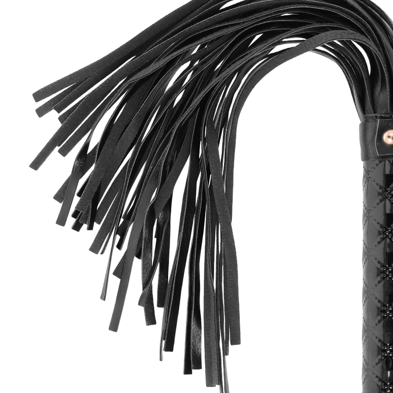Ilhaerotica - BEGME - BLACK EDITION FLOGGER DE COURO VEGANO