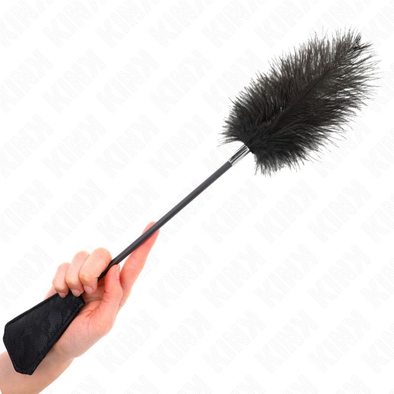Ilhaerotica - KINK - PENAS DE AVESTRUZ PARA CÓCEGAS COM PALETE DE RENDA 56 CM